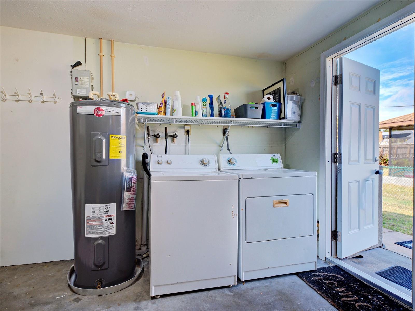 SOUTH VENICE - Residential