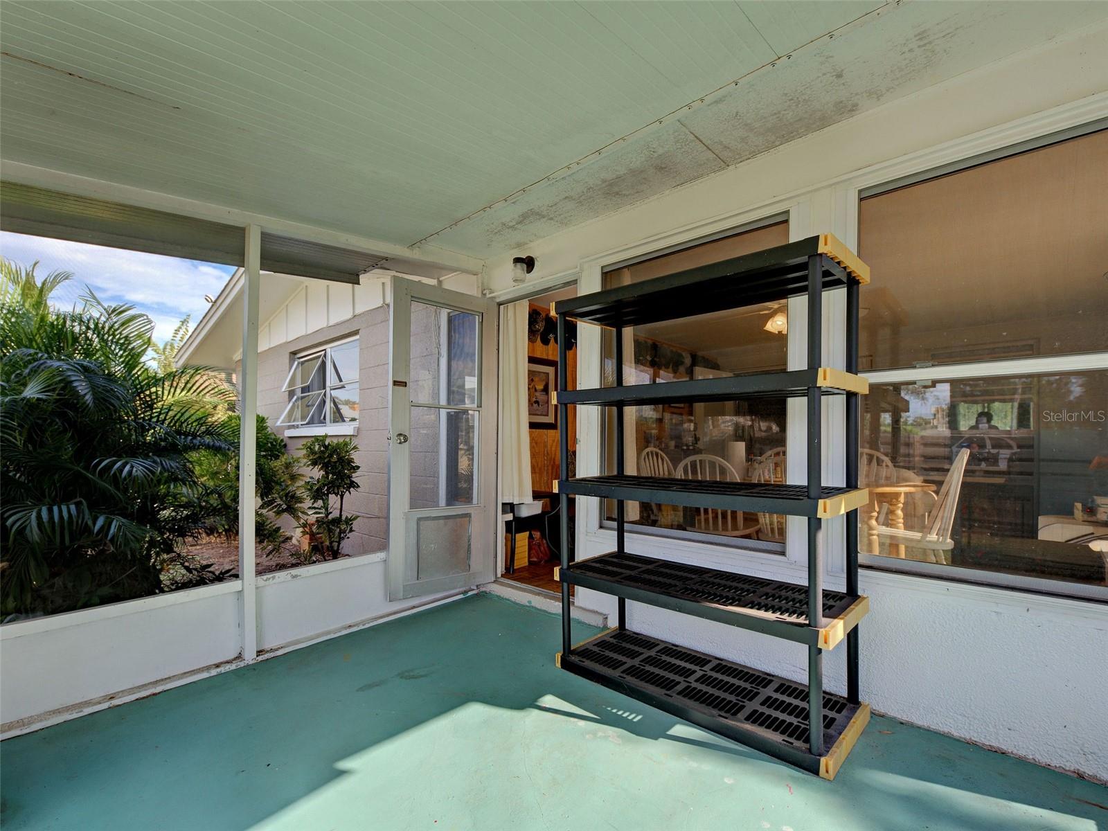 SOUTH VENICE - Residential