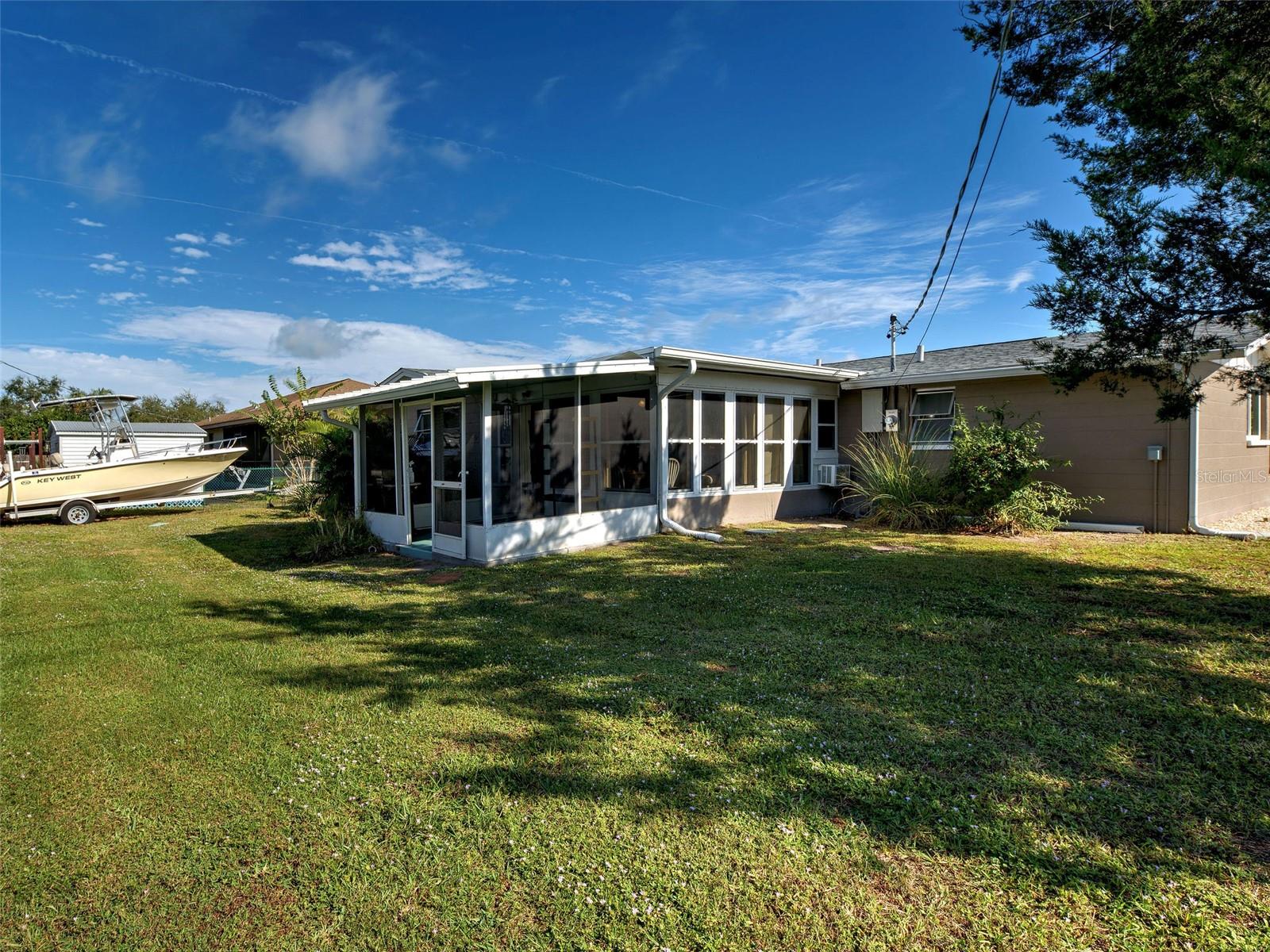 SOUTH VENICE - Residential