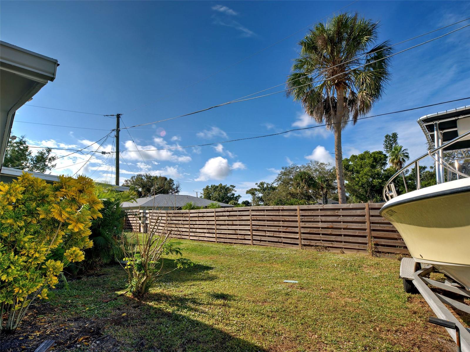 SOUTH VENICE - Residential