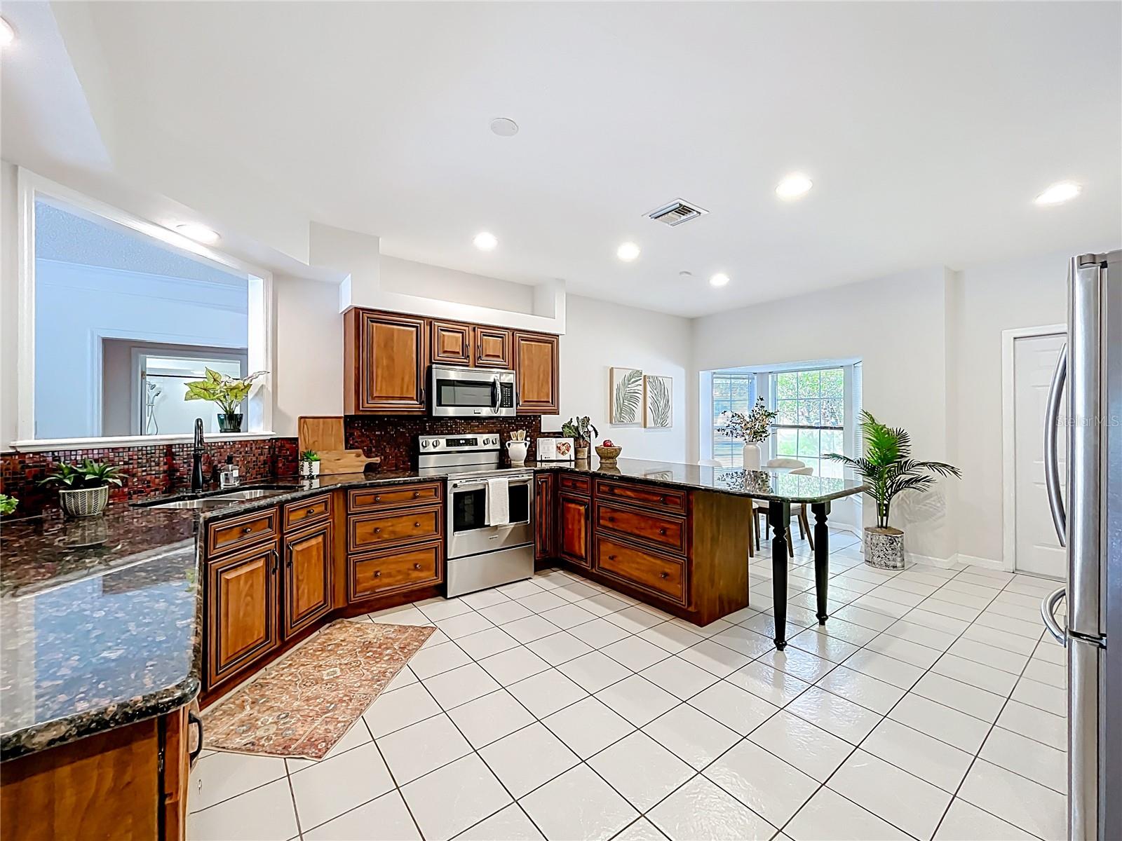 EUSTIS 44 GABLES - Residential