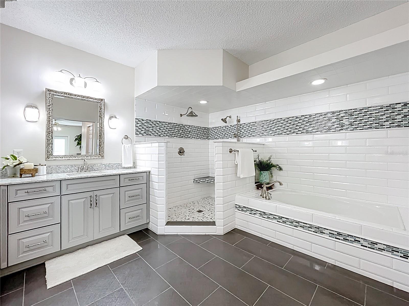 EUSTIS 44 GABLES - Residential