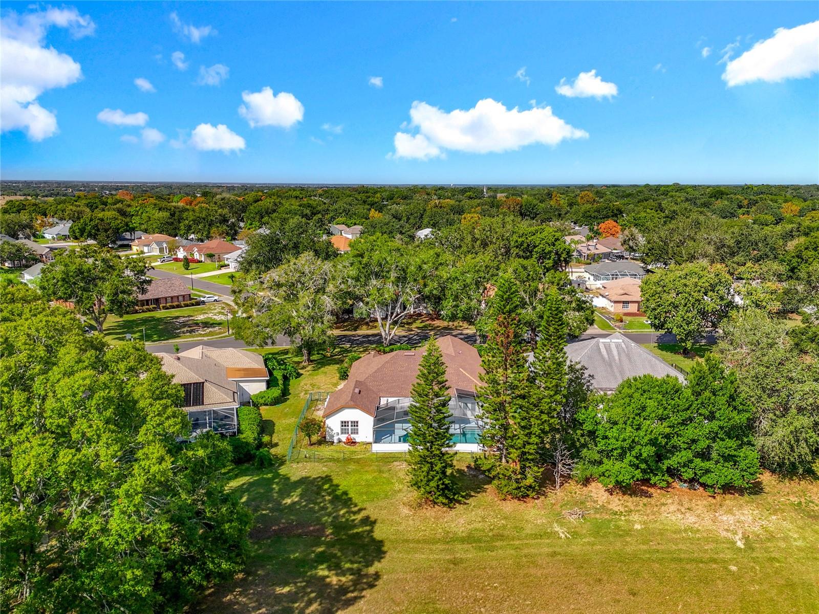 EUSTIS 44 GABLES - Residential