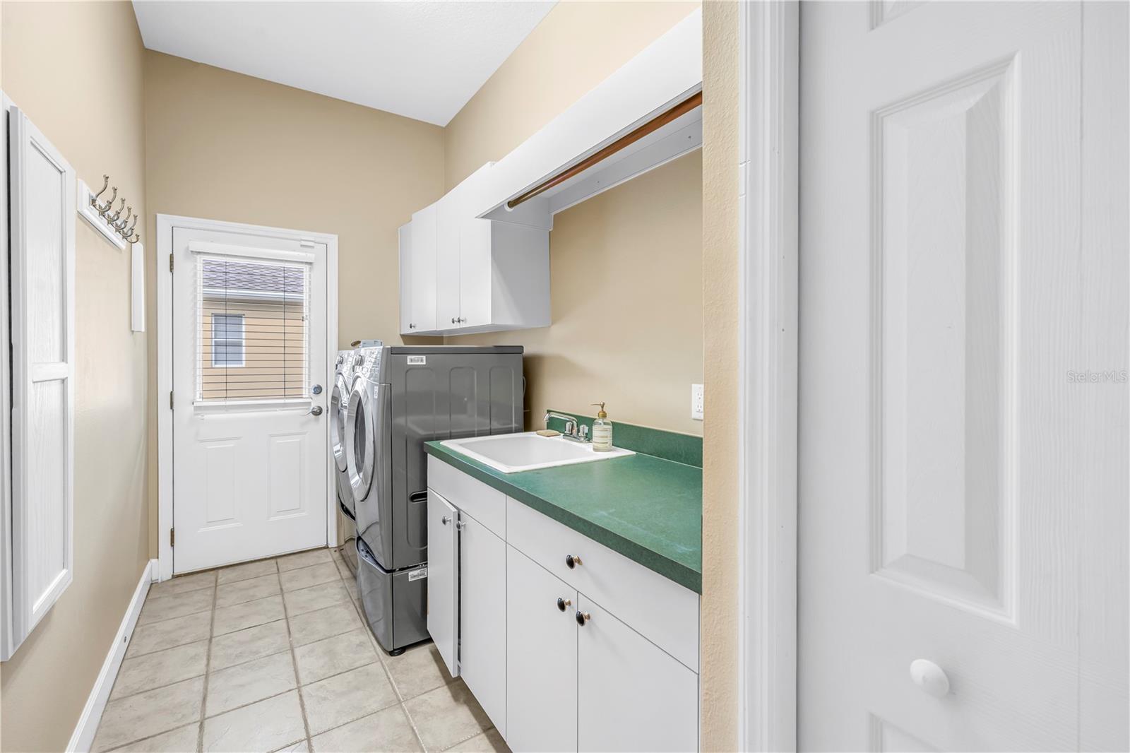 LAKE CARROLL VIEW MINOR SUB - Residential