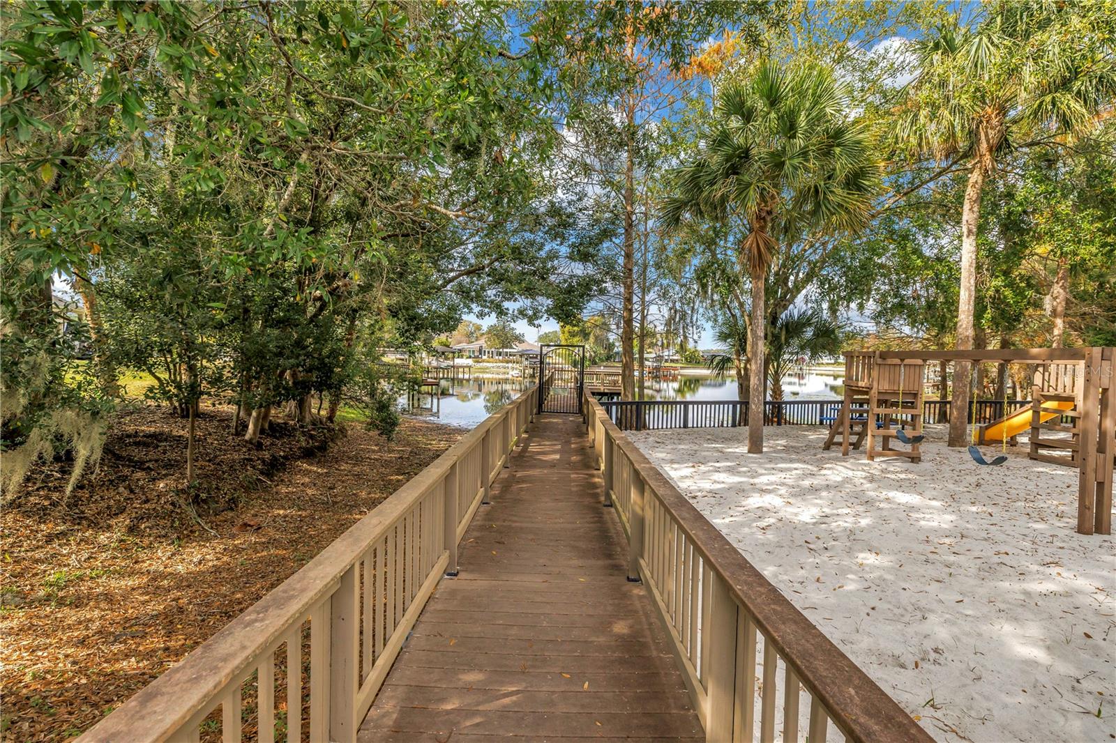 LAKE CARROLL VIEW MINOR SUB - Residential