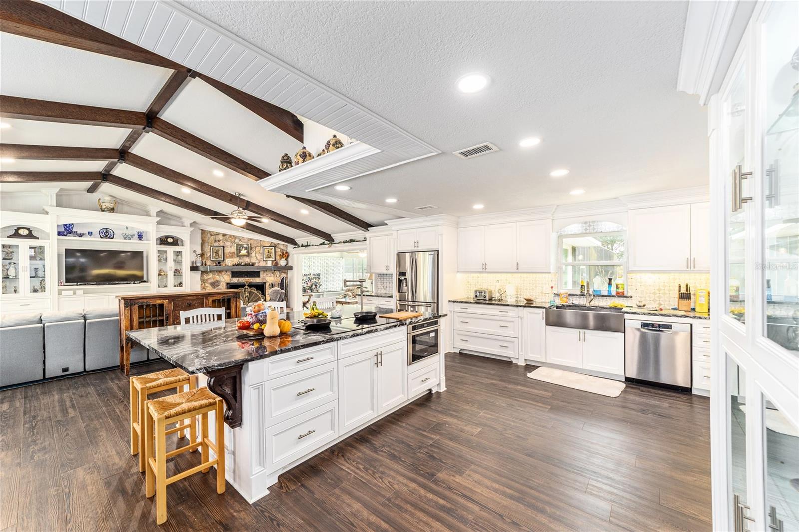 SHADOW WOOD UNREC - Residential