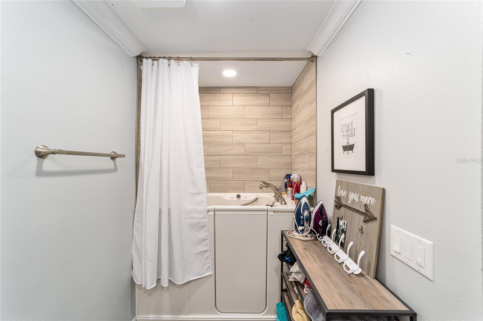 SHADOW WOOD UNREC - Residential