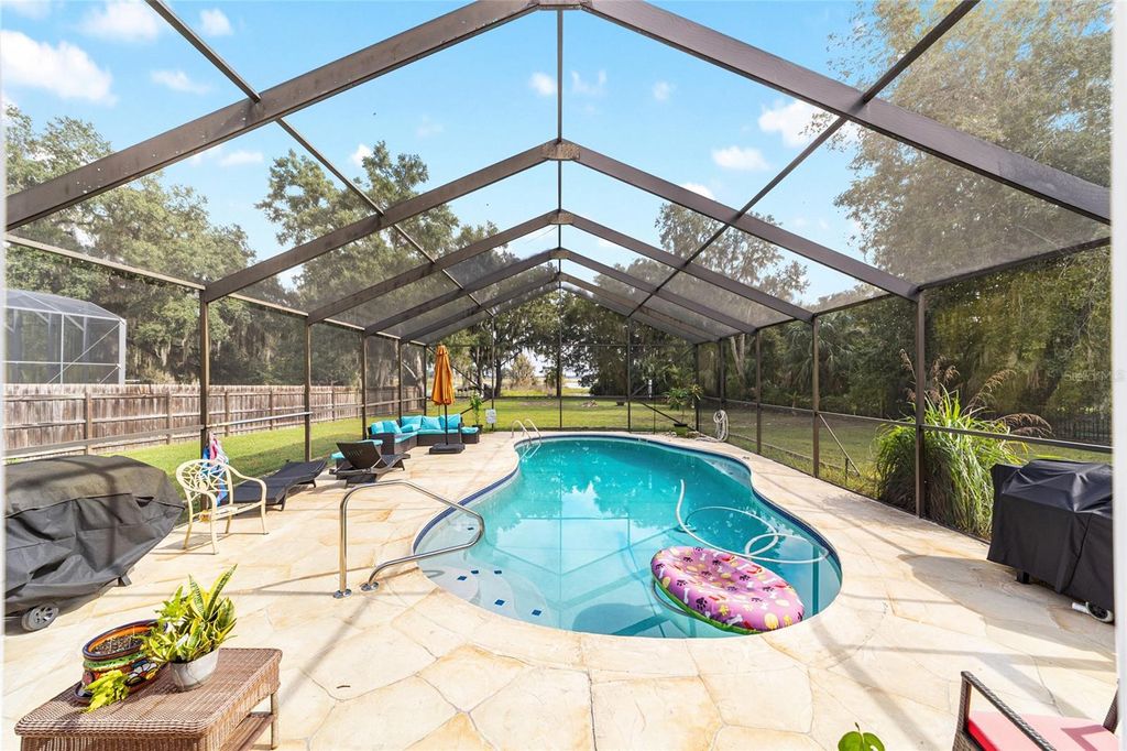 Photo of 223 S Nesbitt Terrace, Inverness, FL 34450 (MLS # OM712006)