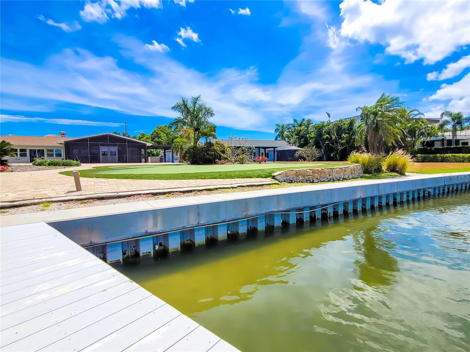 SNELL ISLE BRIGHTWATERS UNIT B - Residential