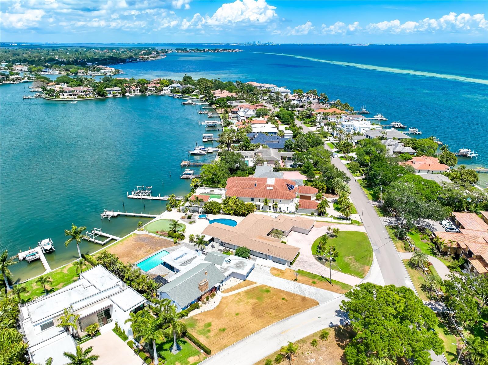 SNELL ISLE BRIGHTWATERS UNIT B - Residential