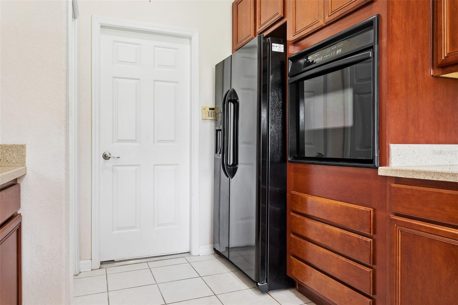 OAK CREEK - Residential