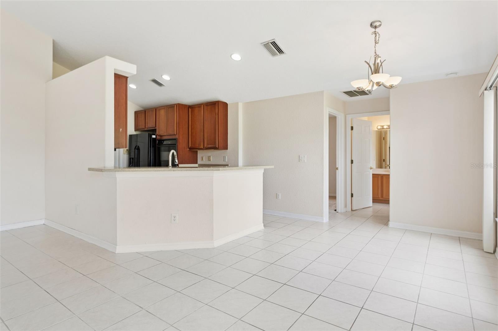 OAK CREEK - Residential