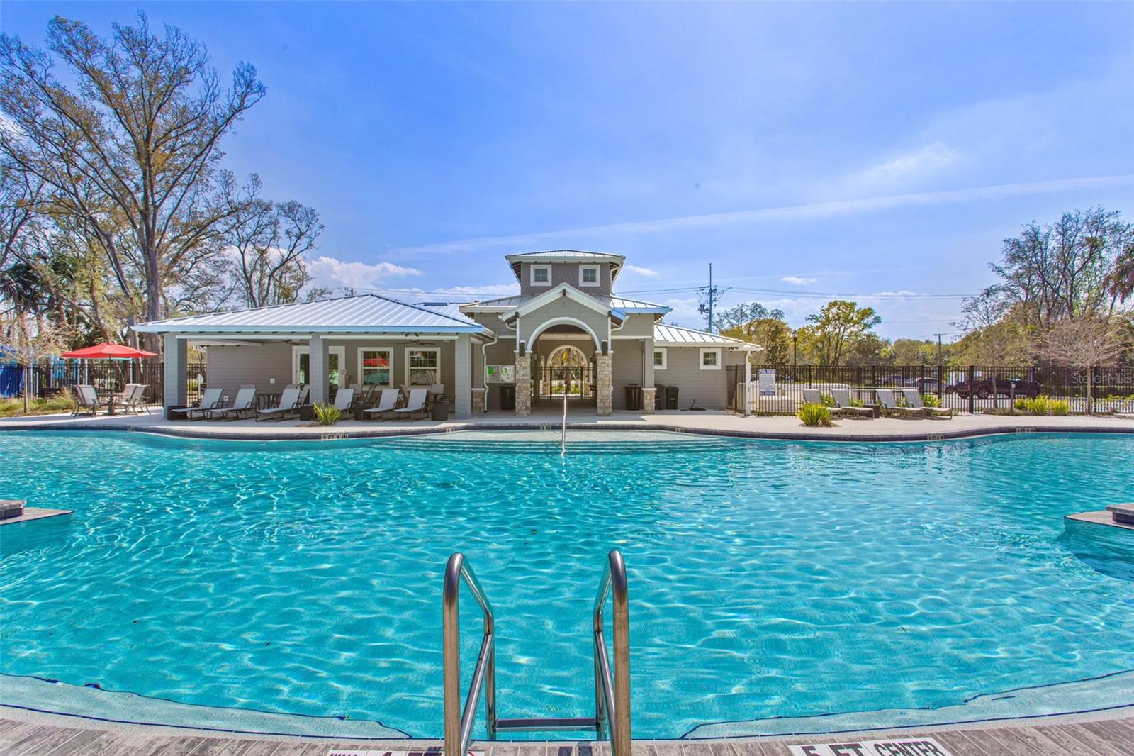 OAK CREEK - Residential