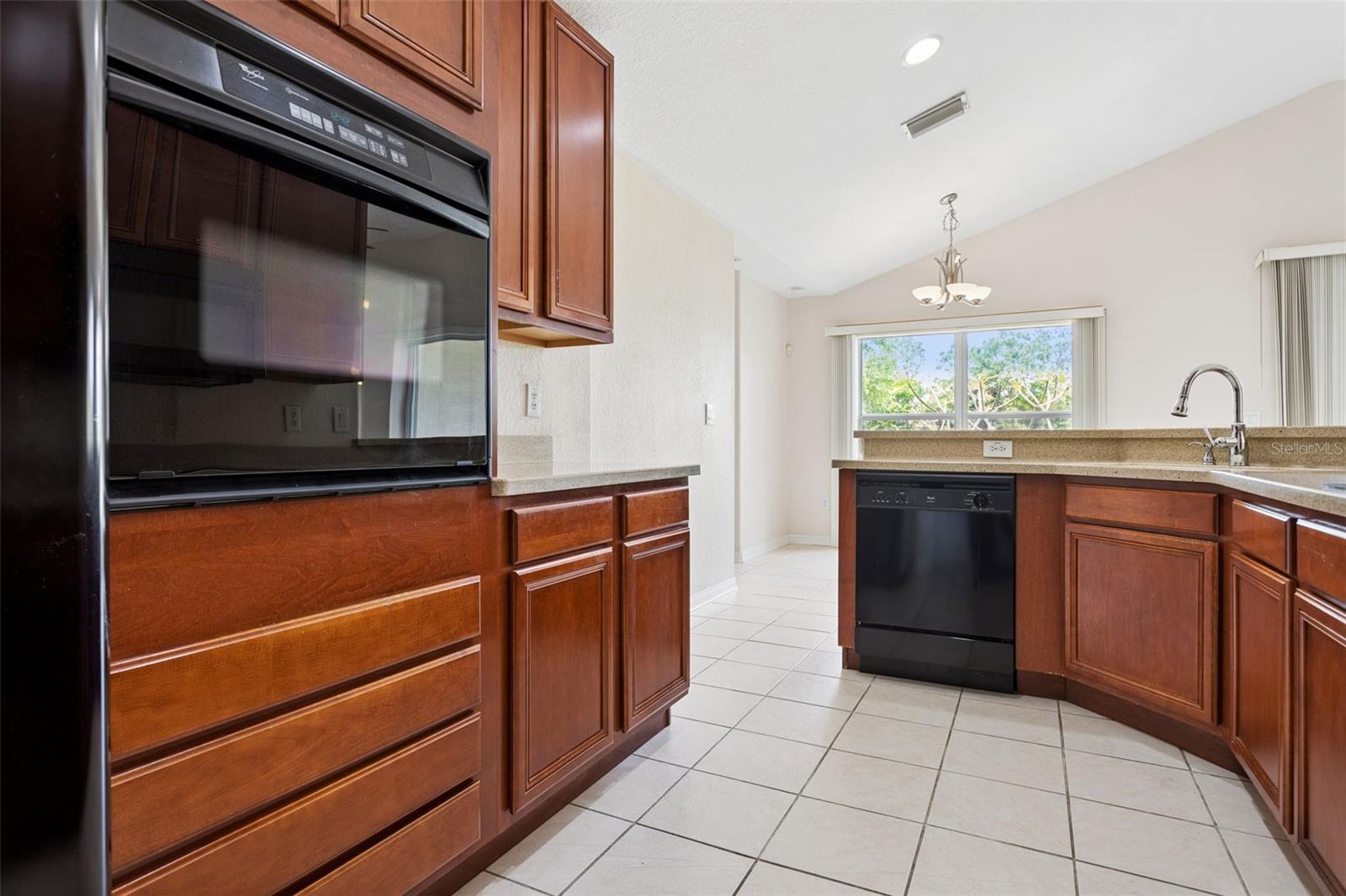 OAK CREEK - Residential