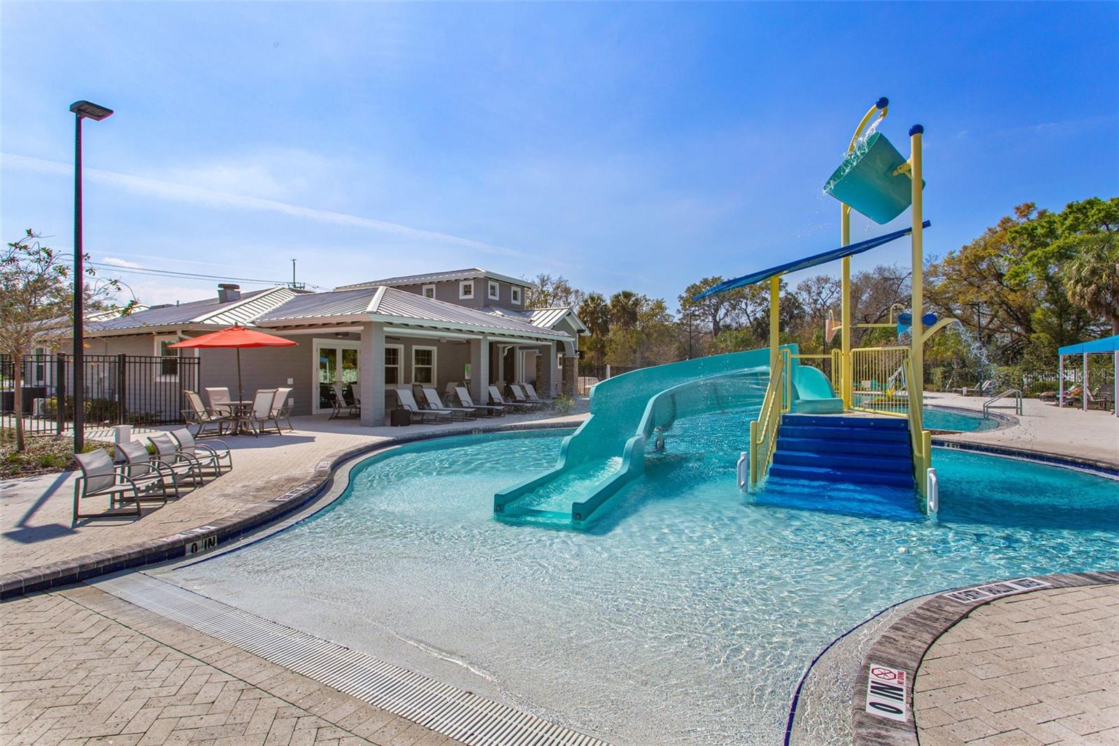 OAK CREEK - Residential