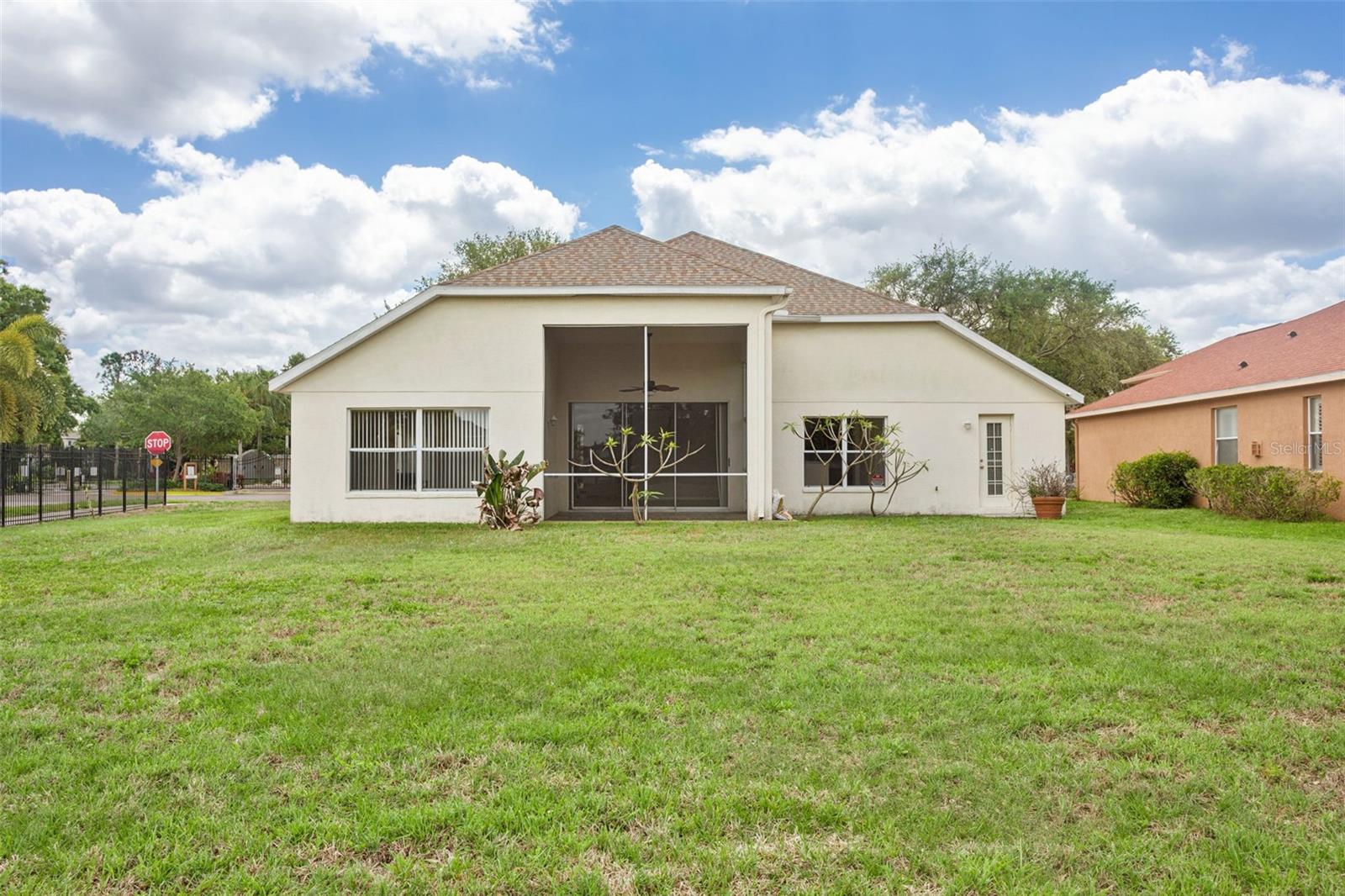 OAK CREEK - Residential