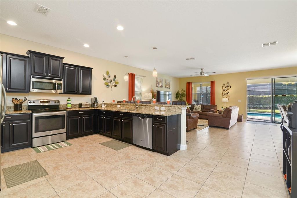 Photo of 1462 Myrtlewood Street, Davenport, FL 33896 (MLS # S5139177)