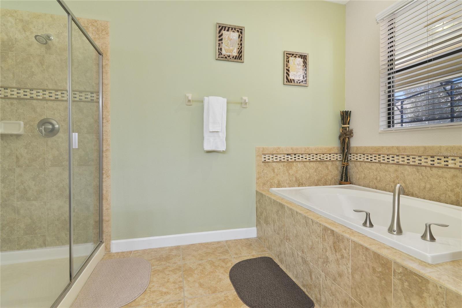 CHAMPIONS GATE, CHAMPIONSGATE, STONEY, RETREAT - Residential