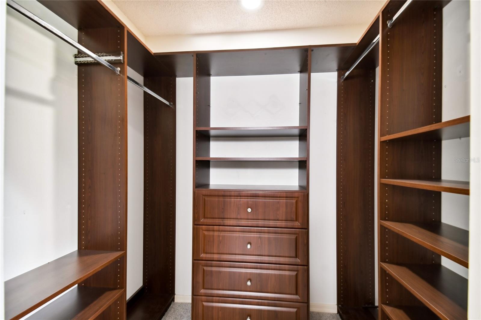 LAKE MAGDALENE MANORS - Residential