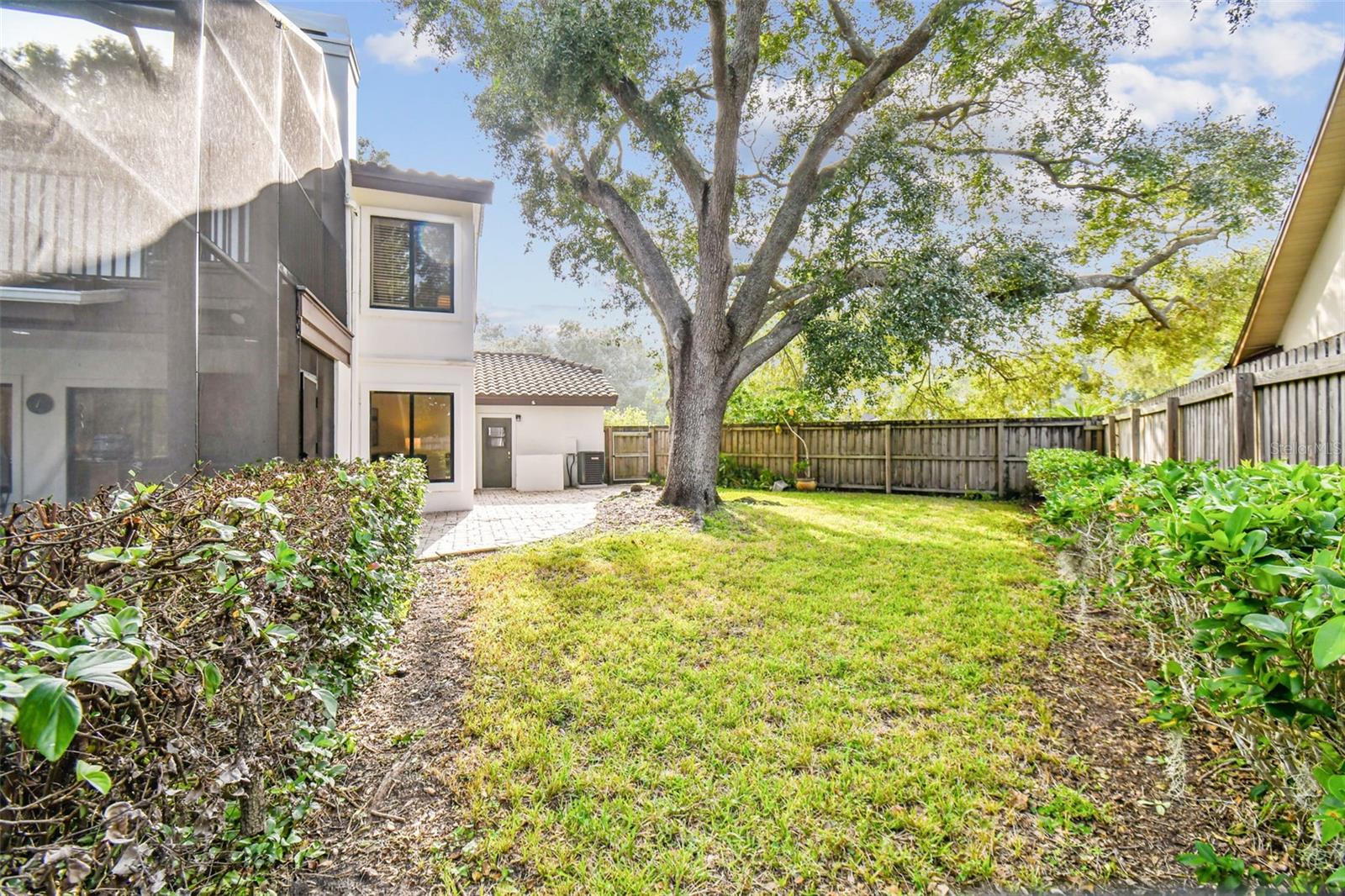 LAKE MAGDALENE MANORS - Residential