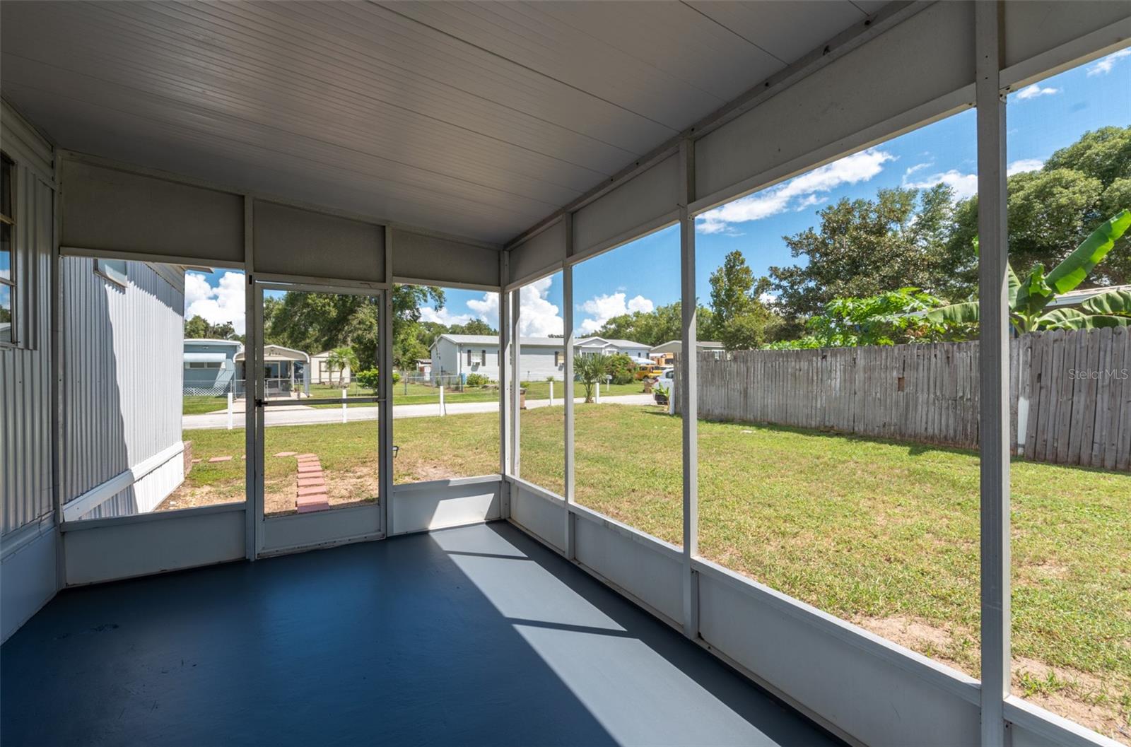 MONTVERDE MOBILE HOME SUB - Residential