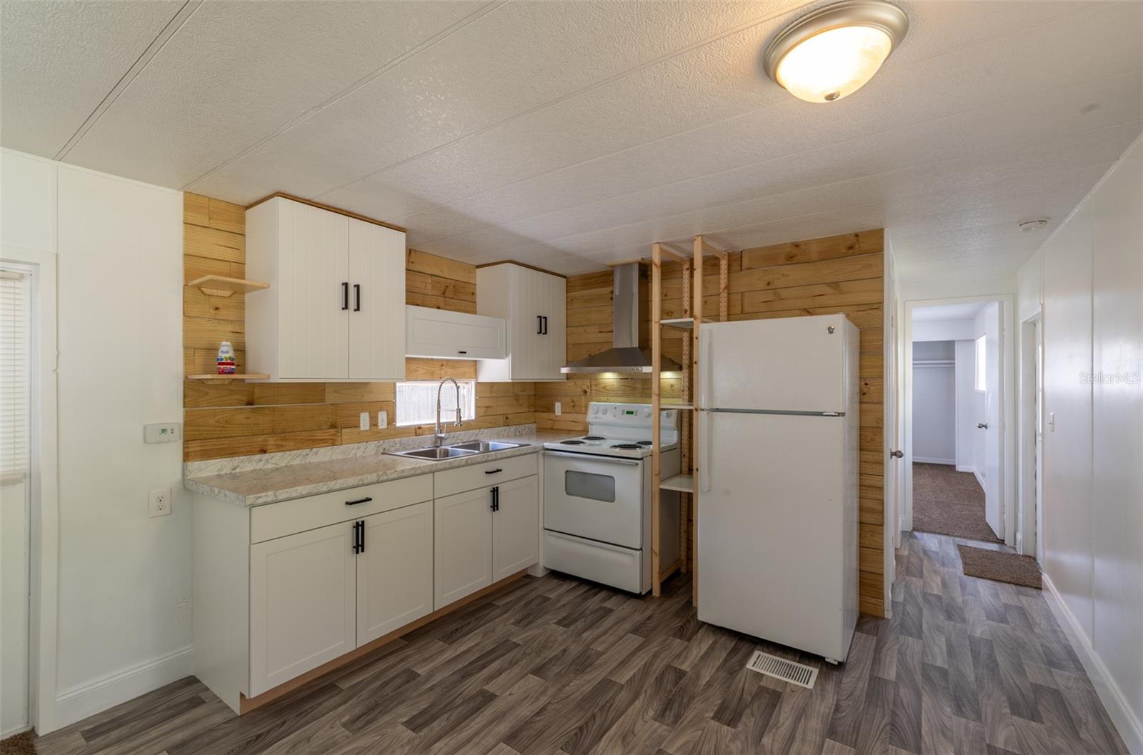 MONTVERDE MOBILE HOME SUB - Residential
