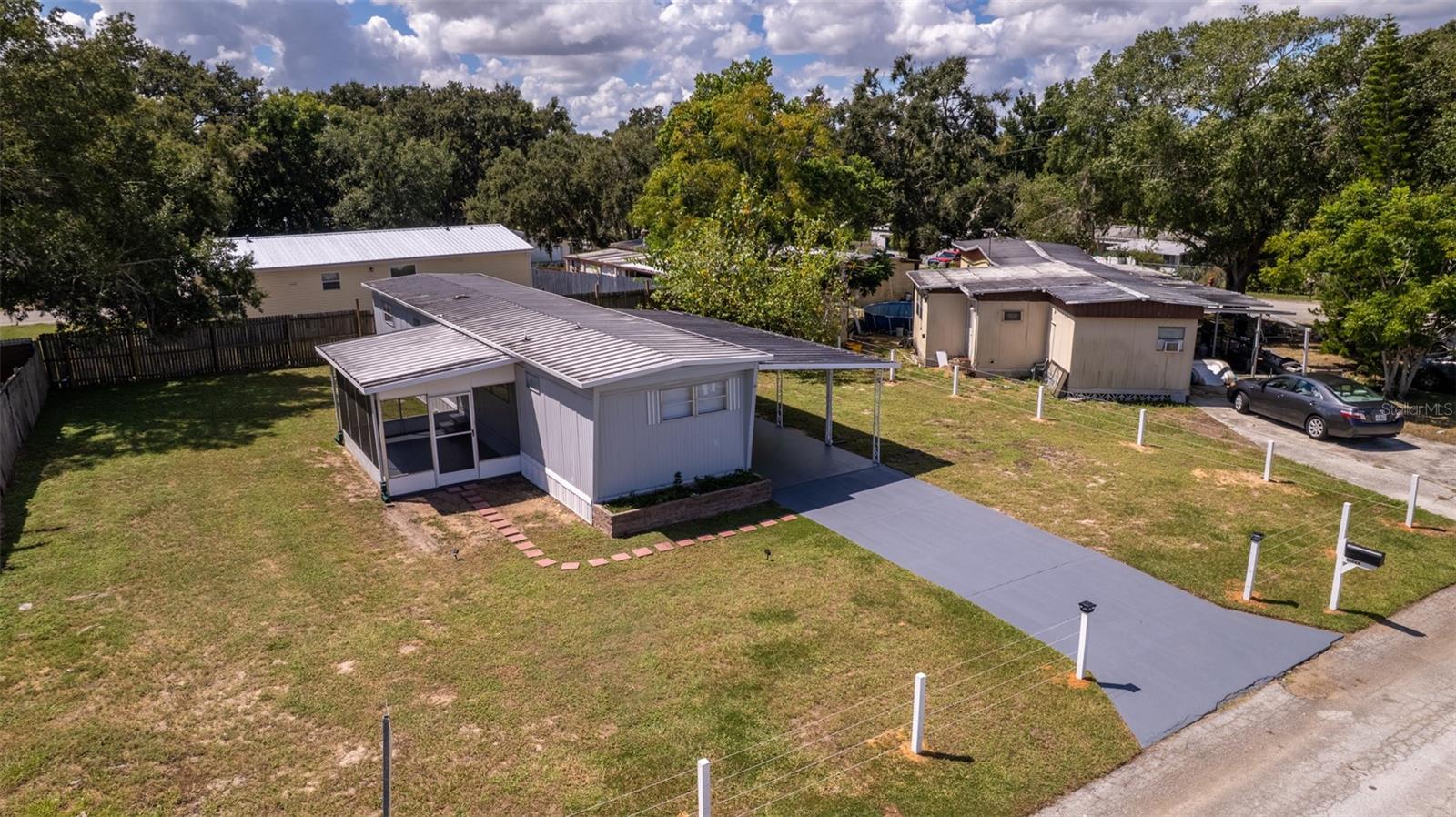 MONTVERDE MOBILE HOME SUB - Residential