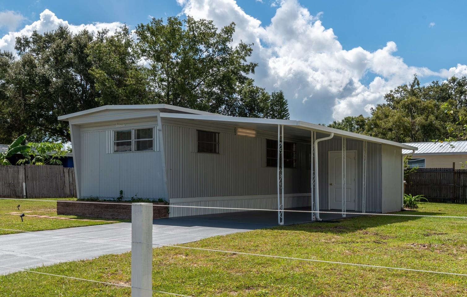 MONTVERDE MOBILE HOME SUB - Residential