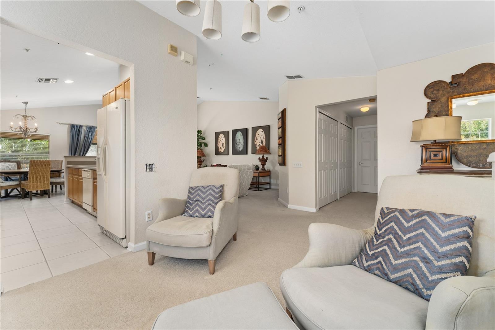 CARRIAGE HOMES/STONEBRIDGE COM - Residential