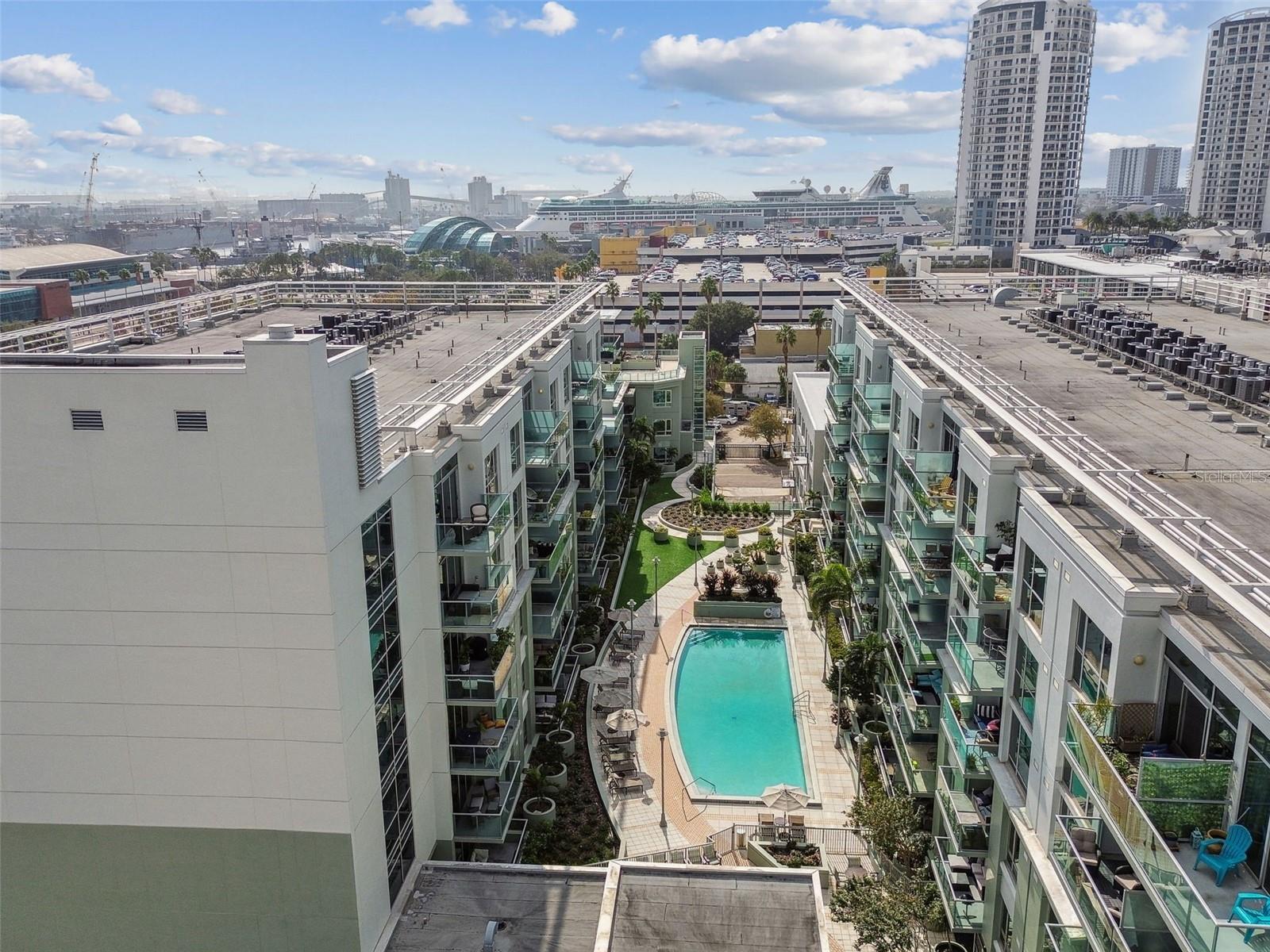 THE PLACE AT CHANNELSIDE A CON - Residential