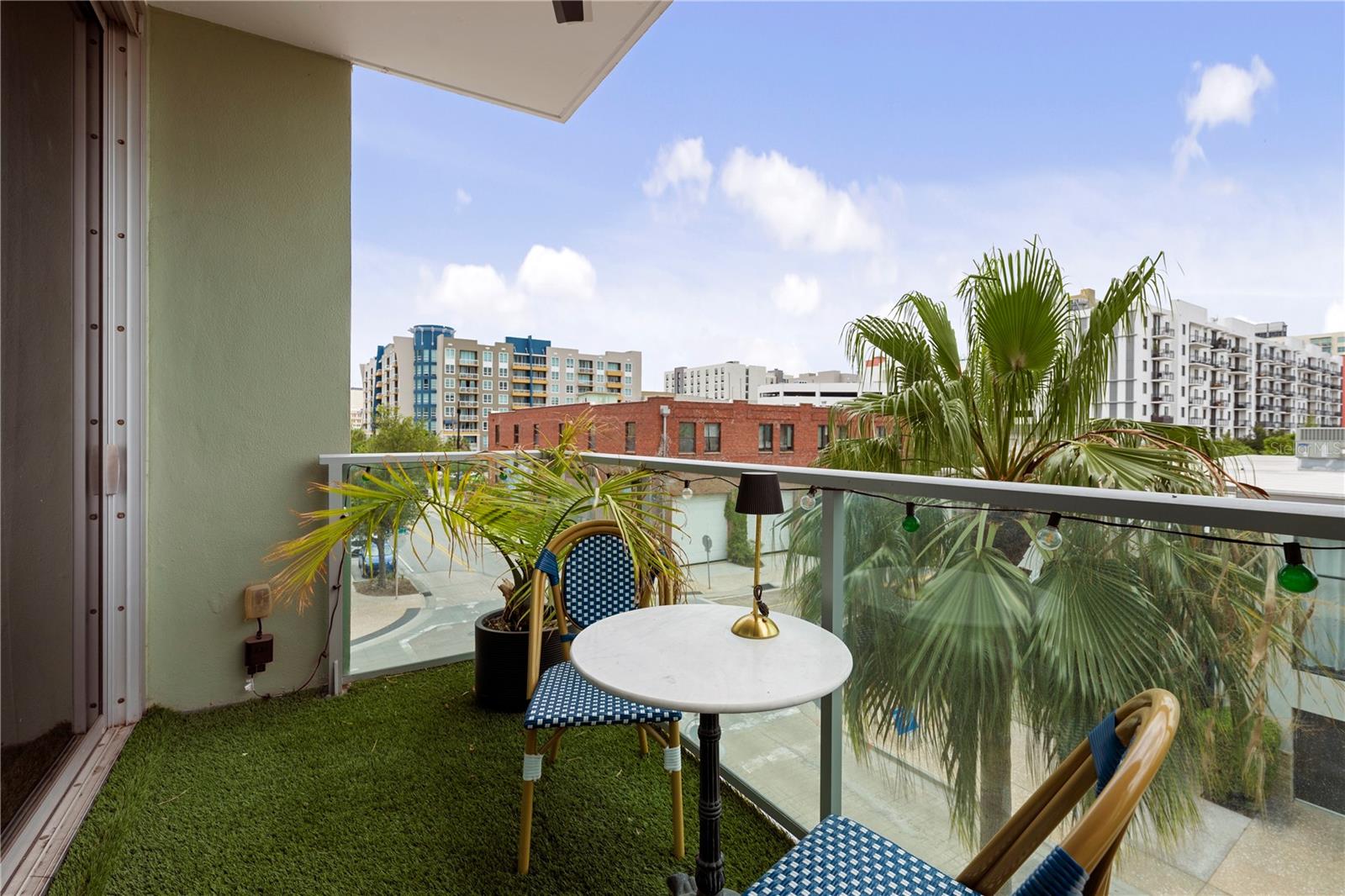 THE PLACE AT CHANNELSIDE A CON - Residential