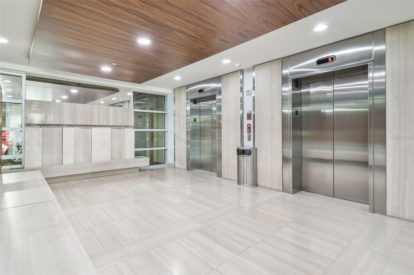 THE PLACE AT CHANNELSIDE A CON - Residential