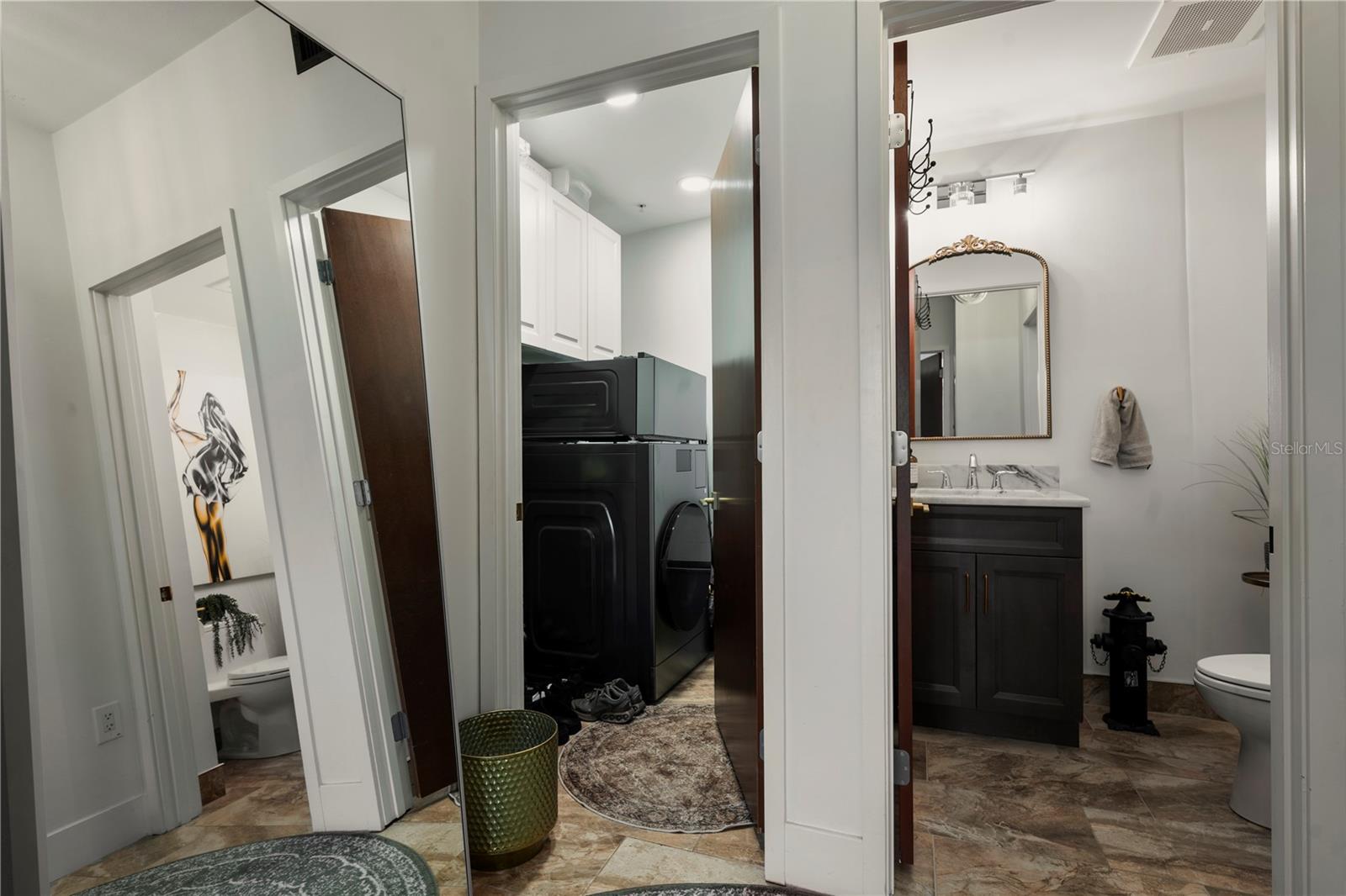 THE PLACE AT CHANNELSIDE A CON - Residential