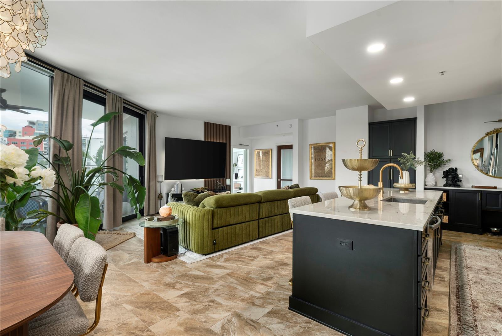 THE PLACE AT CHANNELSIDE A CON - Residential