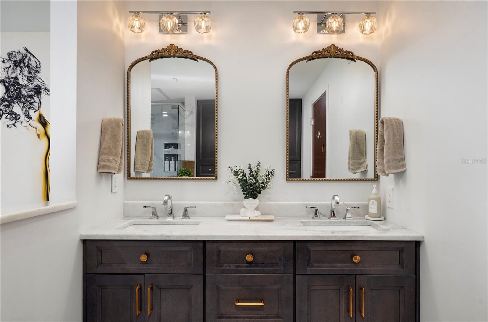 THE PLACE AT CHANNELSIDE A CON - Residential