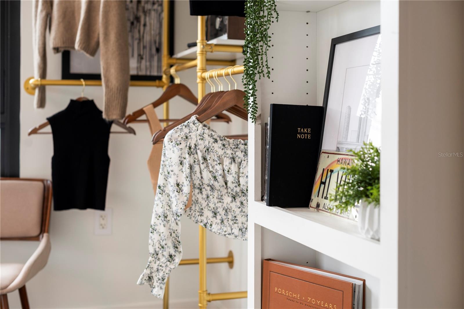 THE PLACE AT CHANNELSIDE A CON - Residential