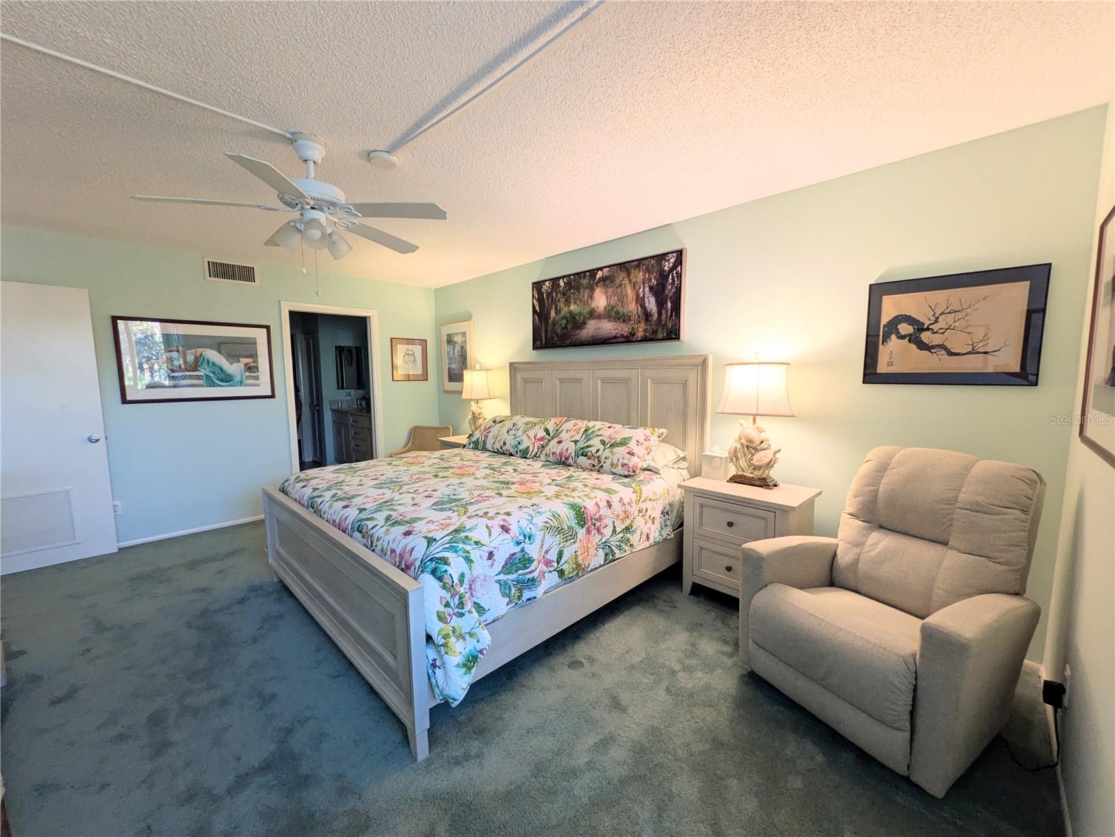 BAYPORT BCH & TEN PH D - Residential