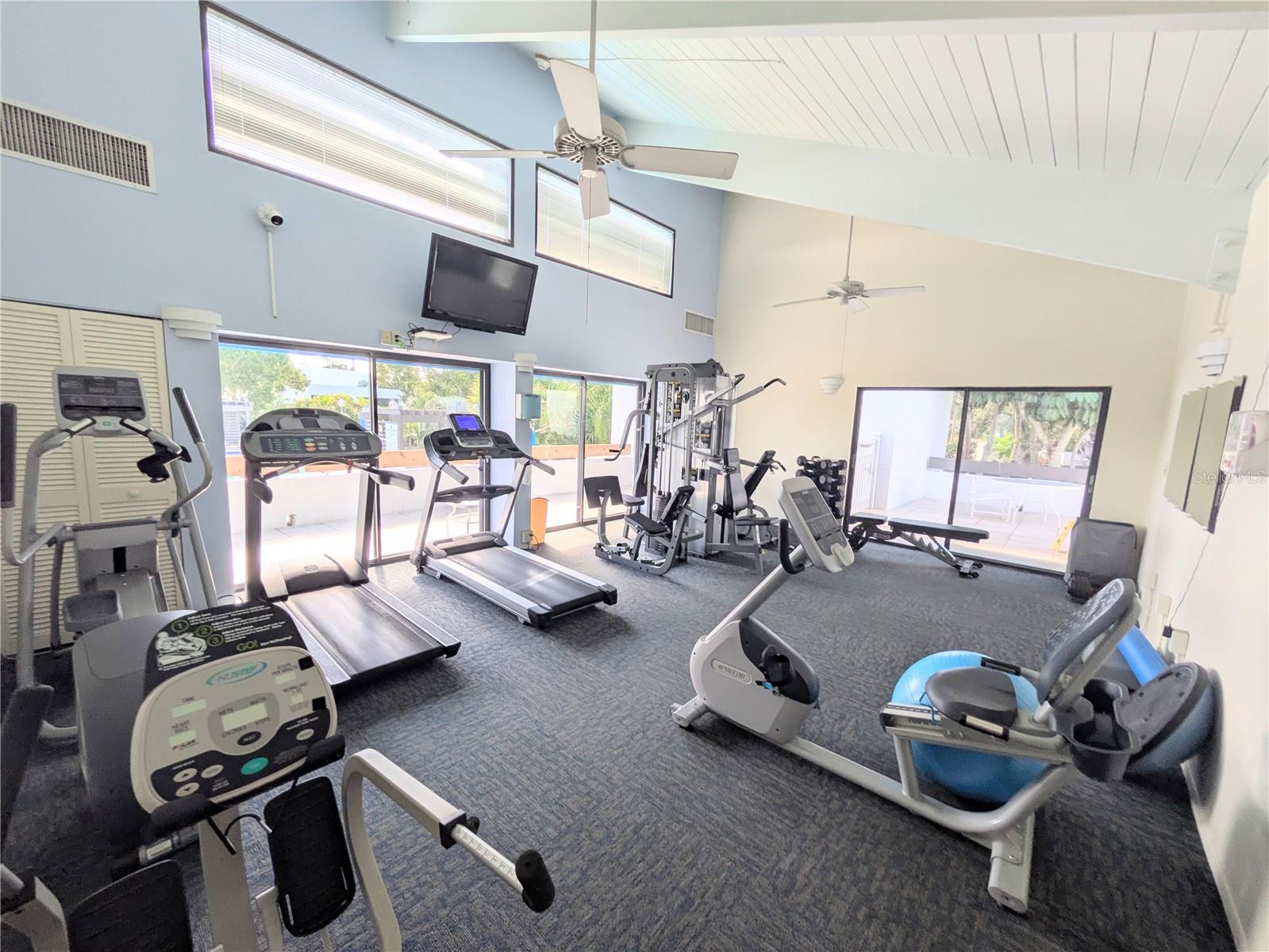 BAYPORT BCH & TEN PH D - Residential