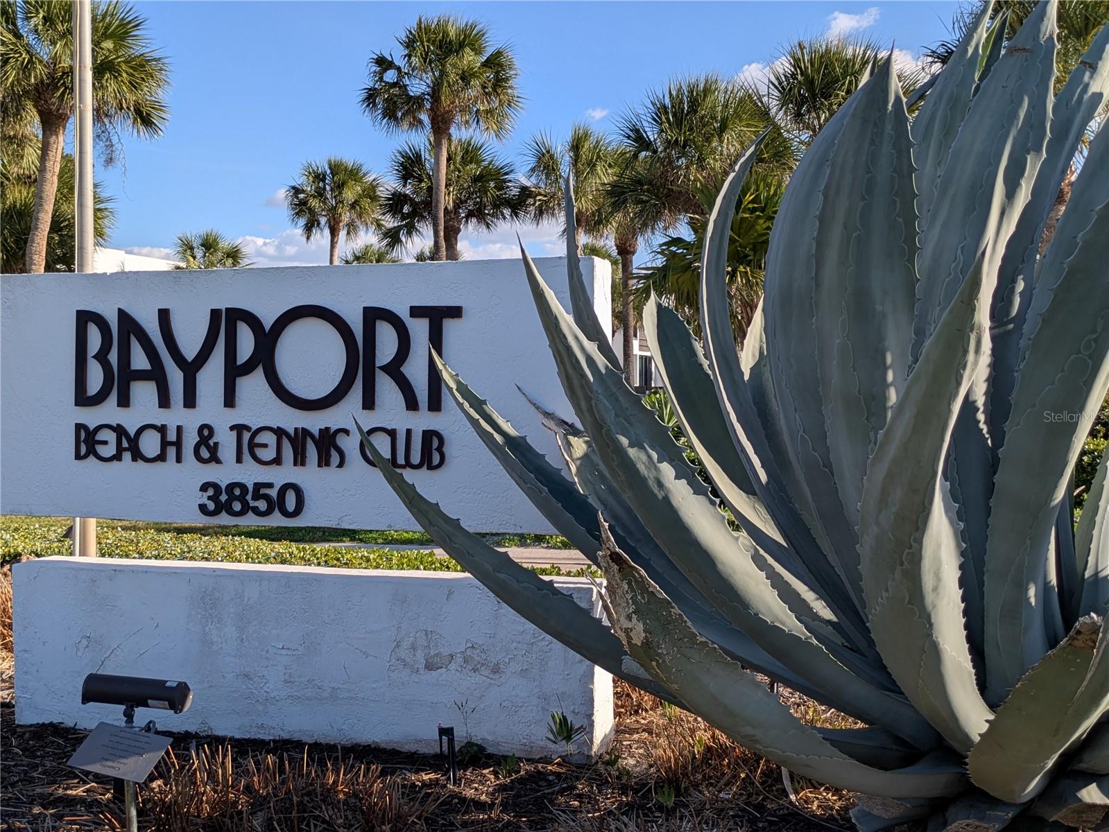 BAYPORT BCH & TEN PH D - Residential