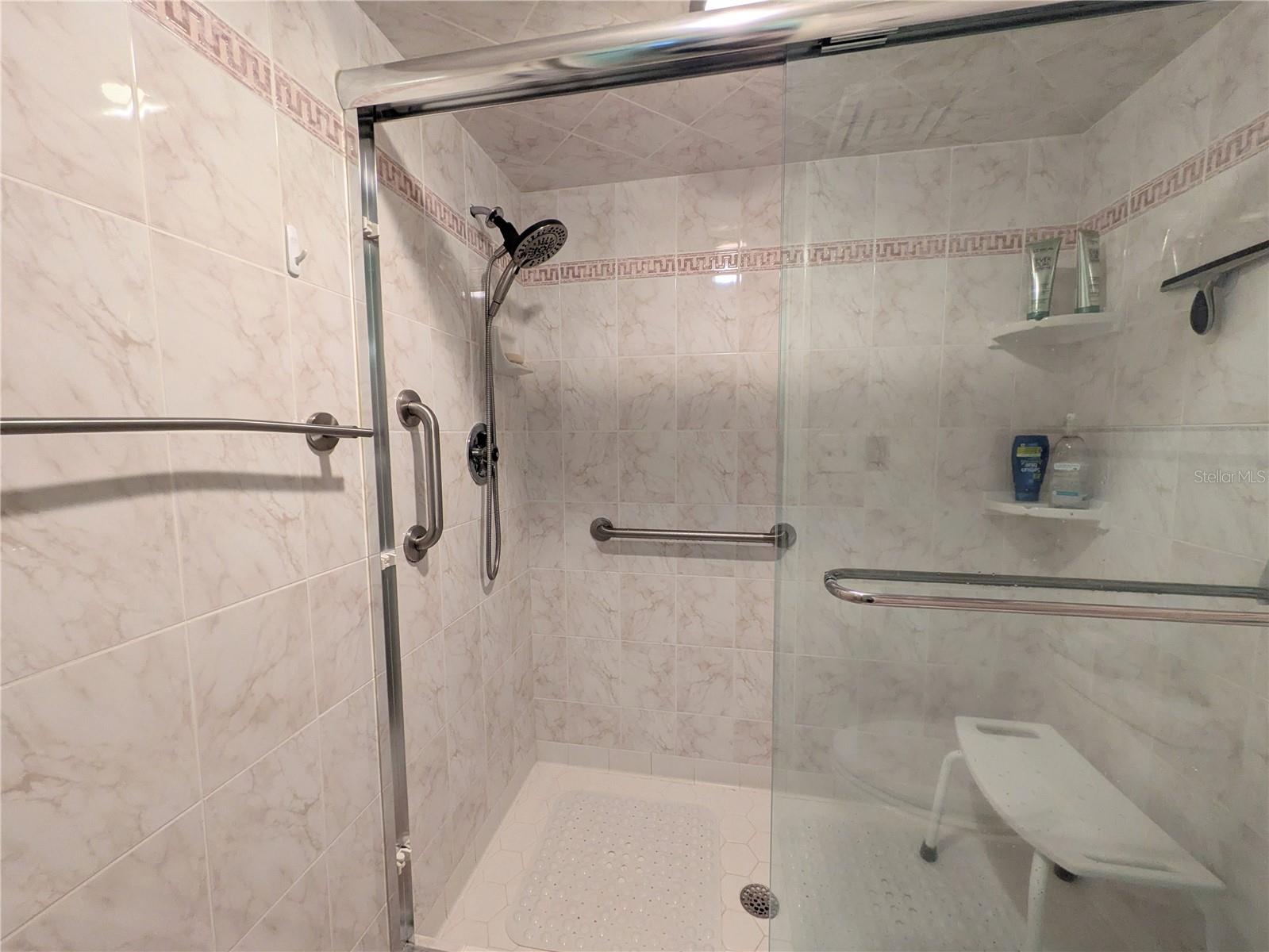 BAYPORT BCH & TEN PH D - Residential