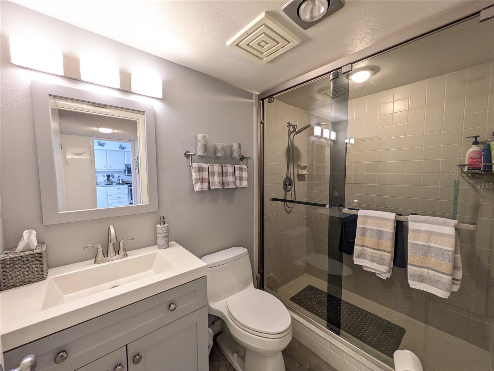 BAYPORT BCH & TEN PH D - Residential