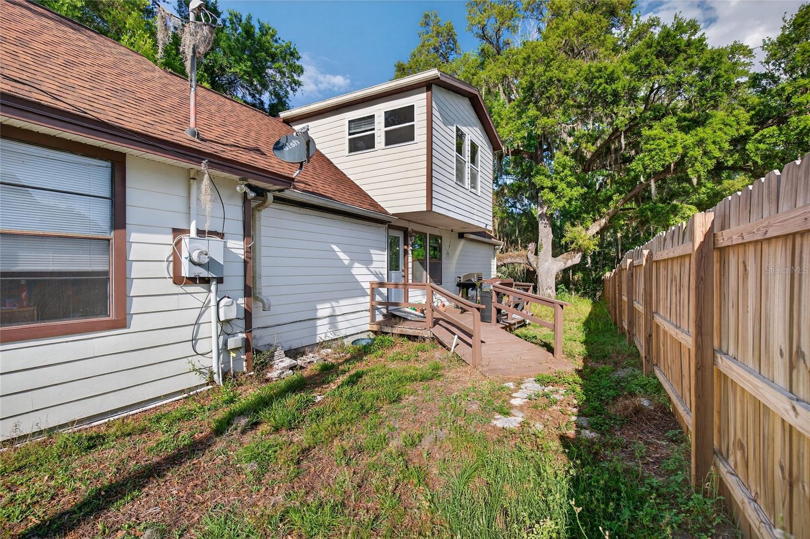 BLOCH BROTHERS - Residential