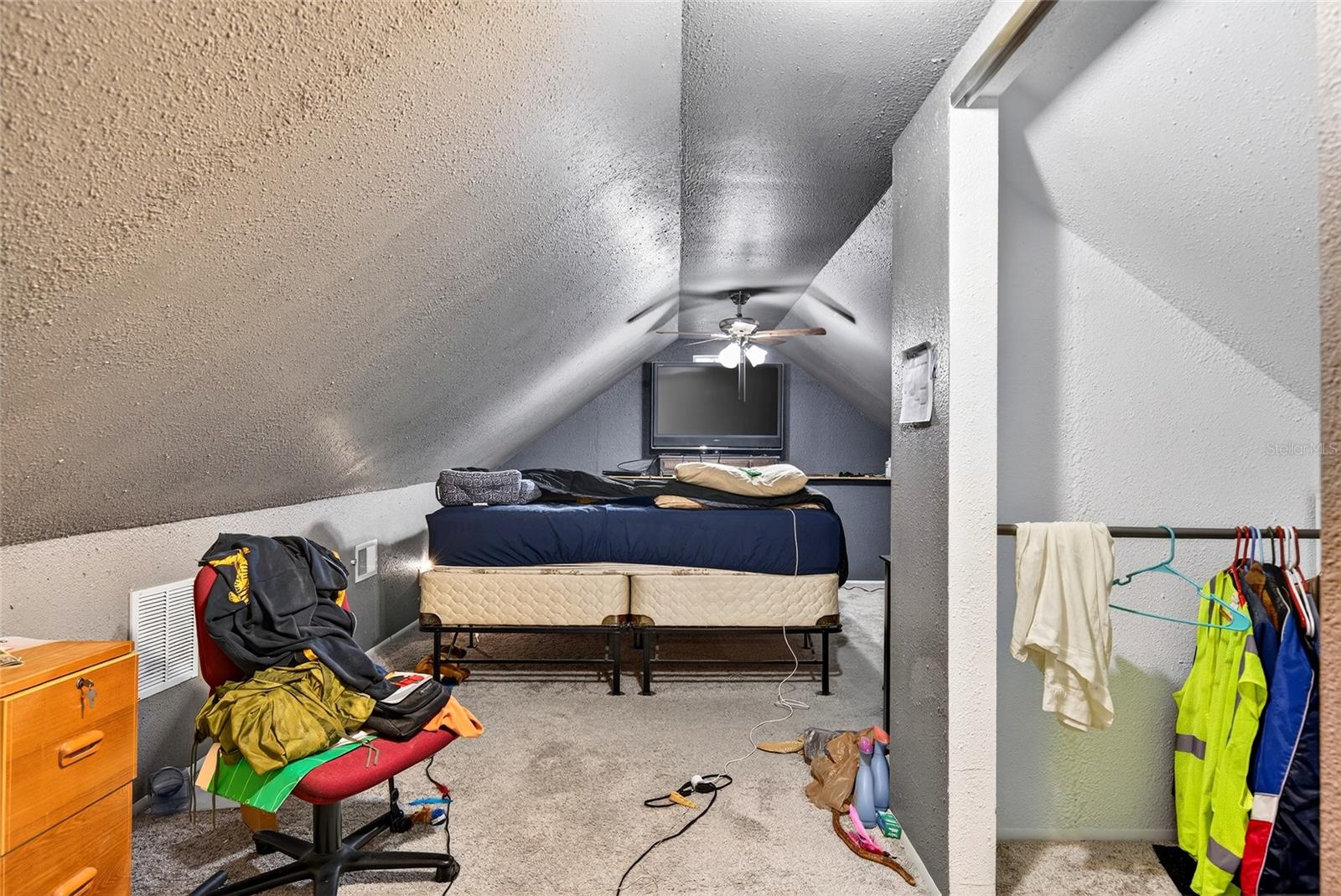 BLOCH BROTHERS - Residential