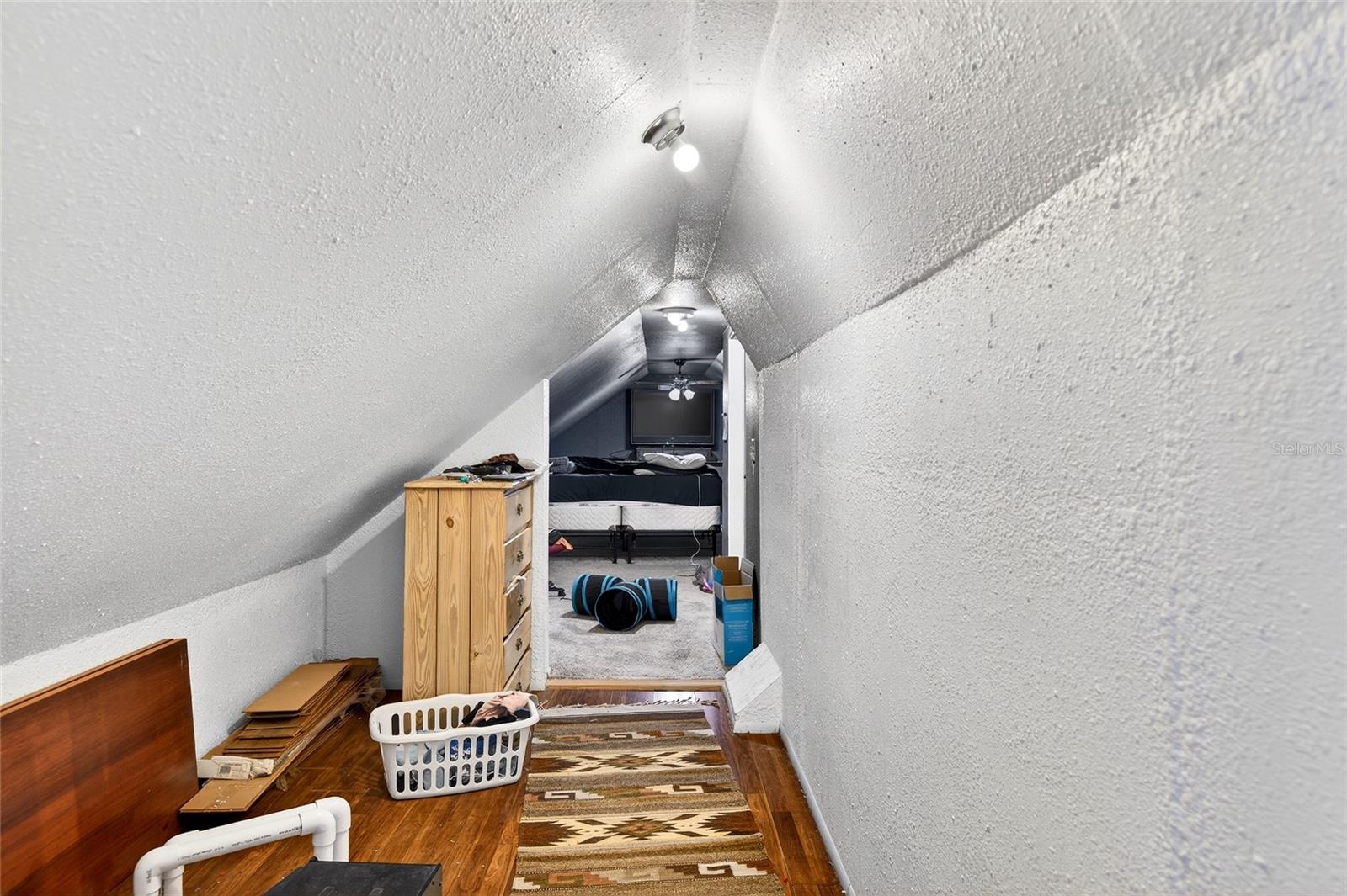 BLOCH BROTHERS - Residential