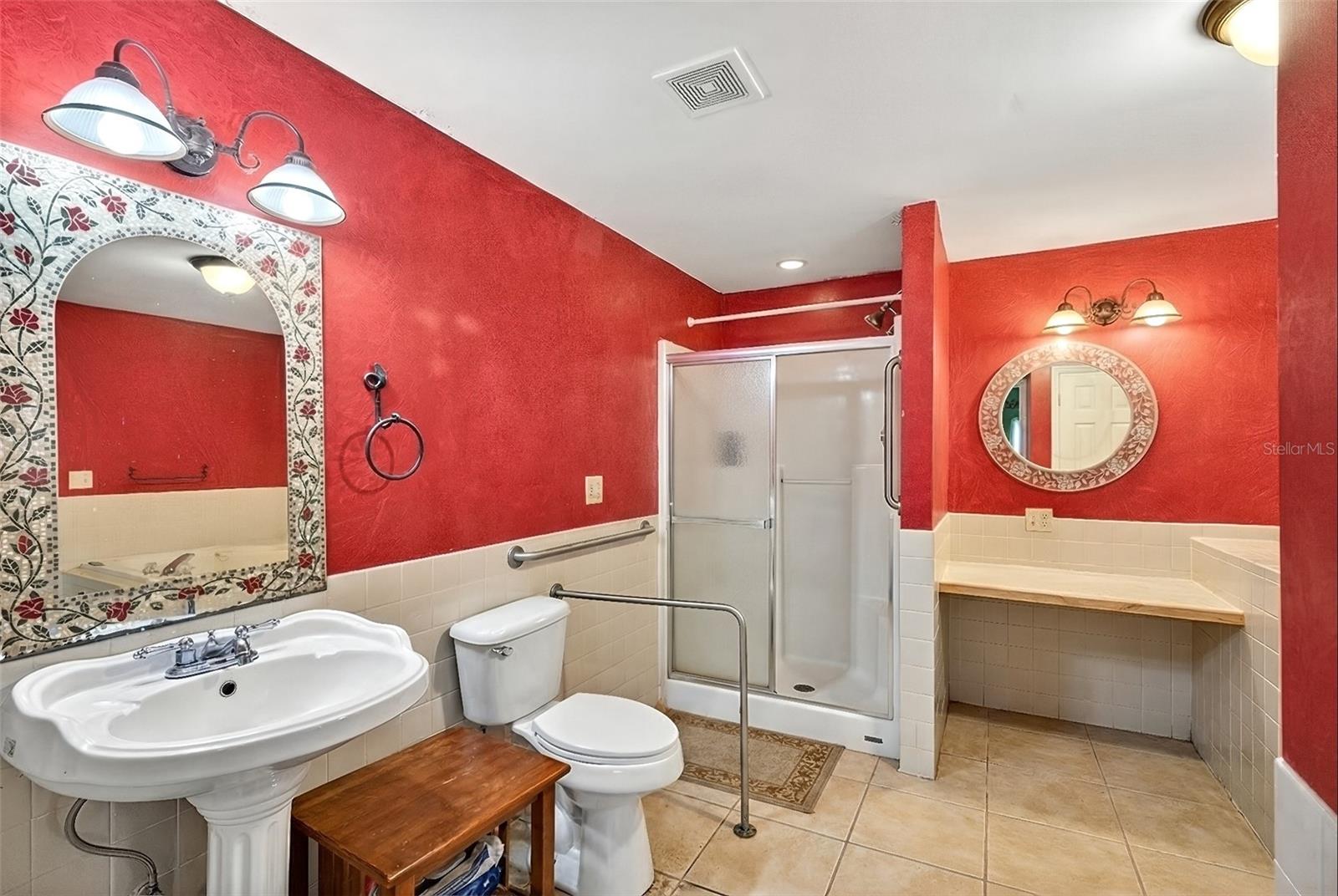 BLOCH BROTHERS - Residential