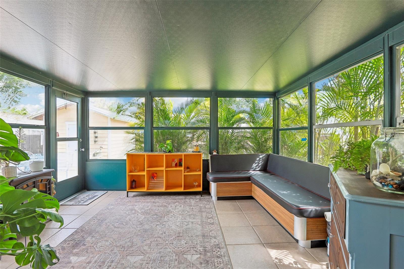 WHITE WOOD TERRACE - Residential