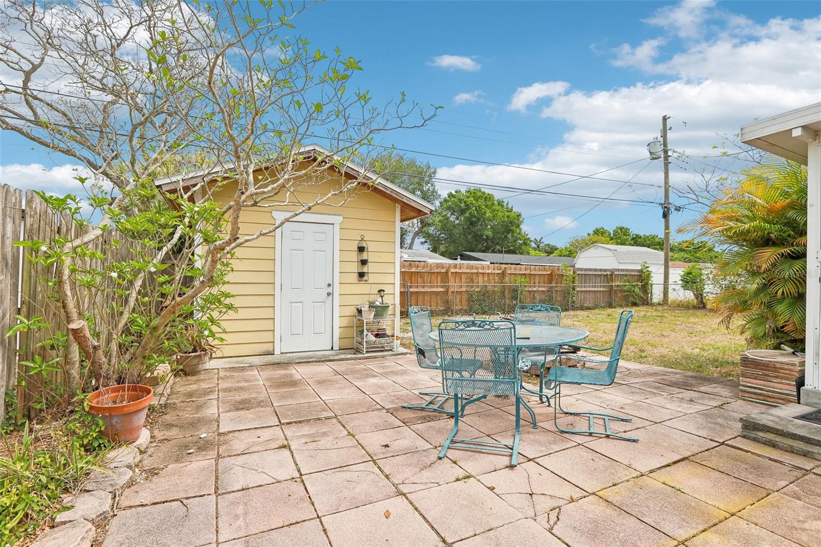 WHITE WOOD TERRACE - Residential