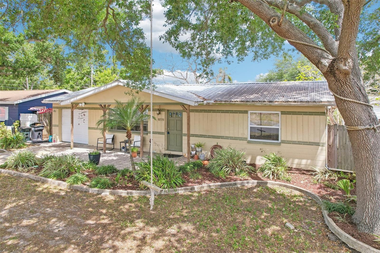 WHITE WOOD TERRACE - Residential