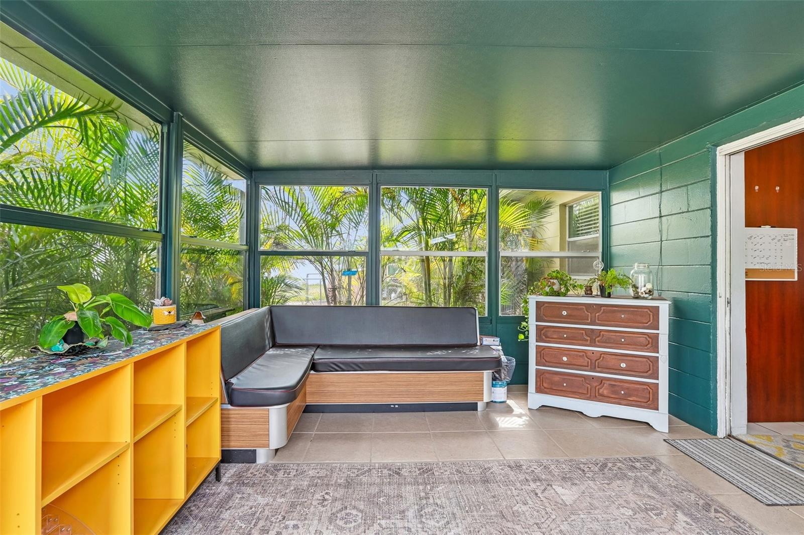 WHITE WOOD TERRACE - Residential