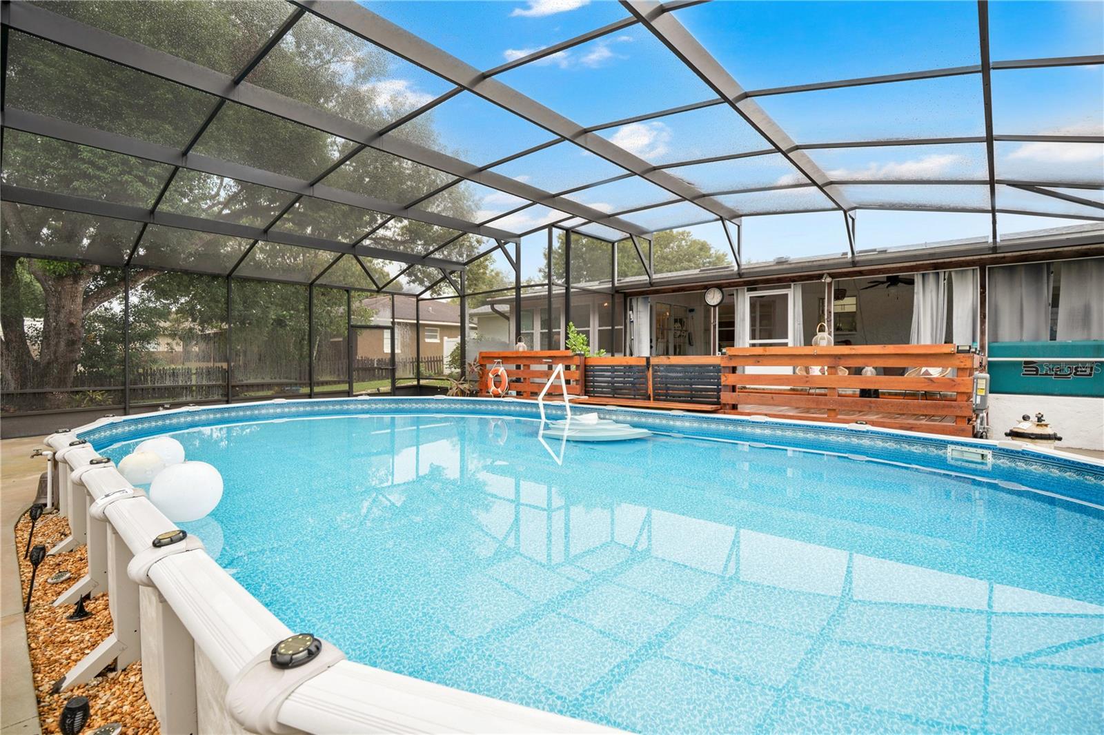 PLANTATION ESTATES - Residential